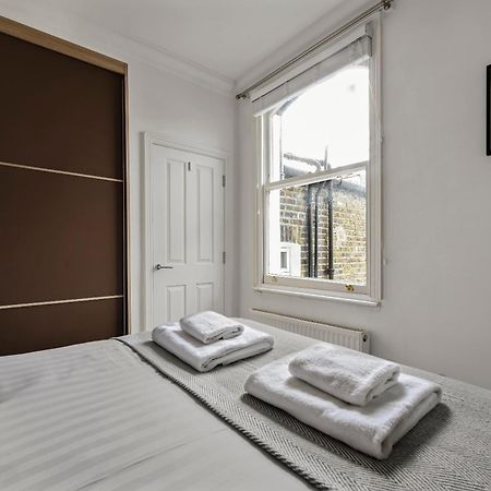 The West Kensington Collection Apartment London Exterior photo