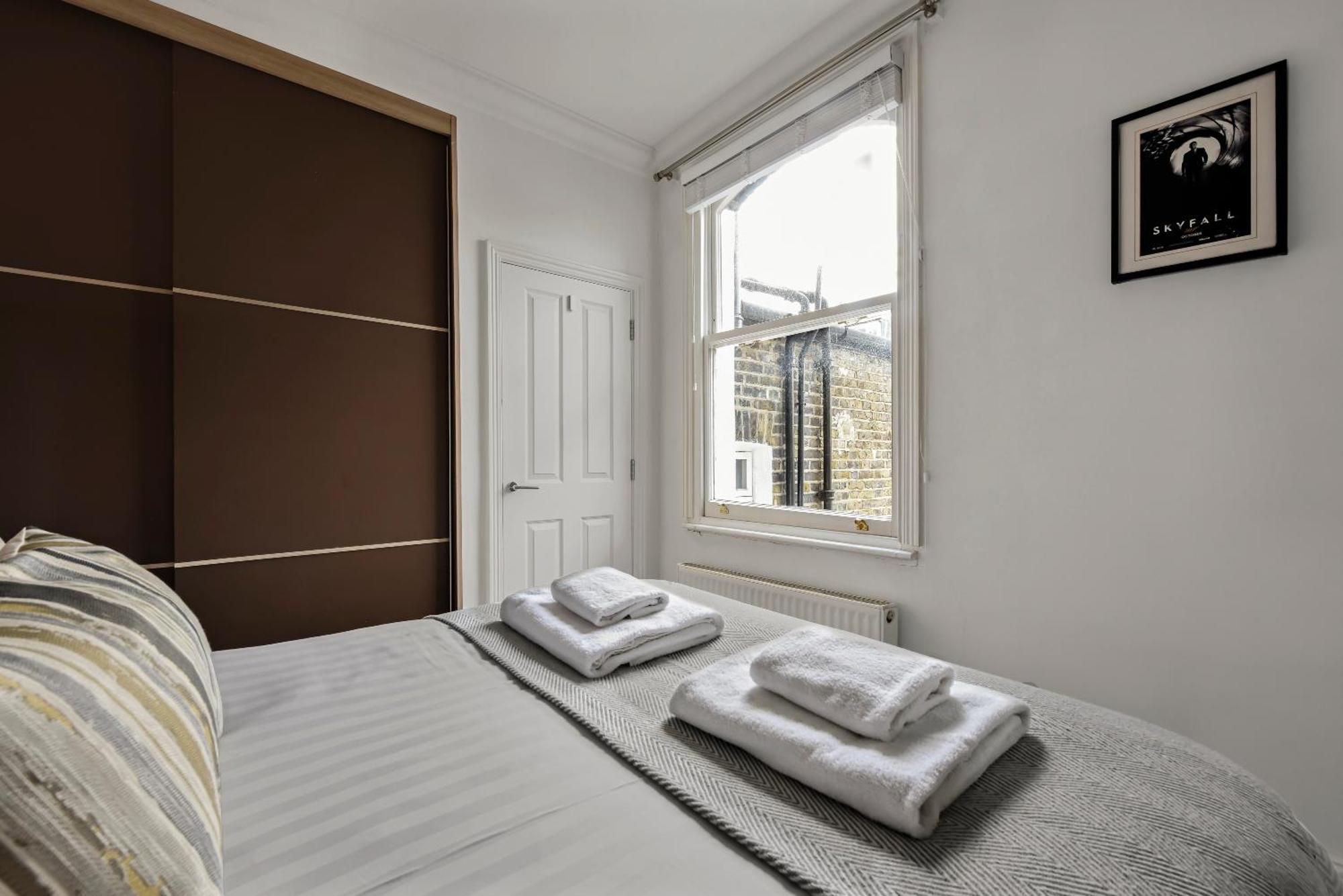 The West Kensington Collection Apartment London Exterior photo