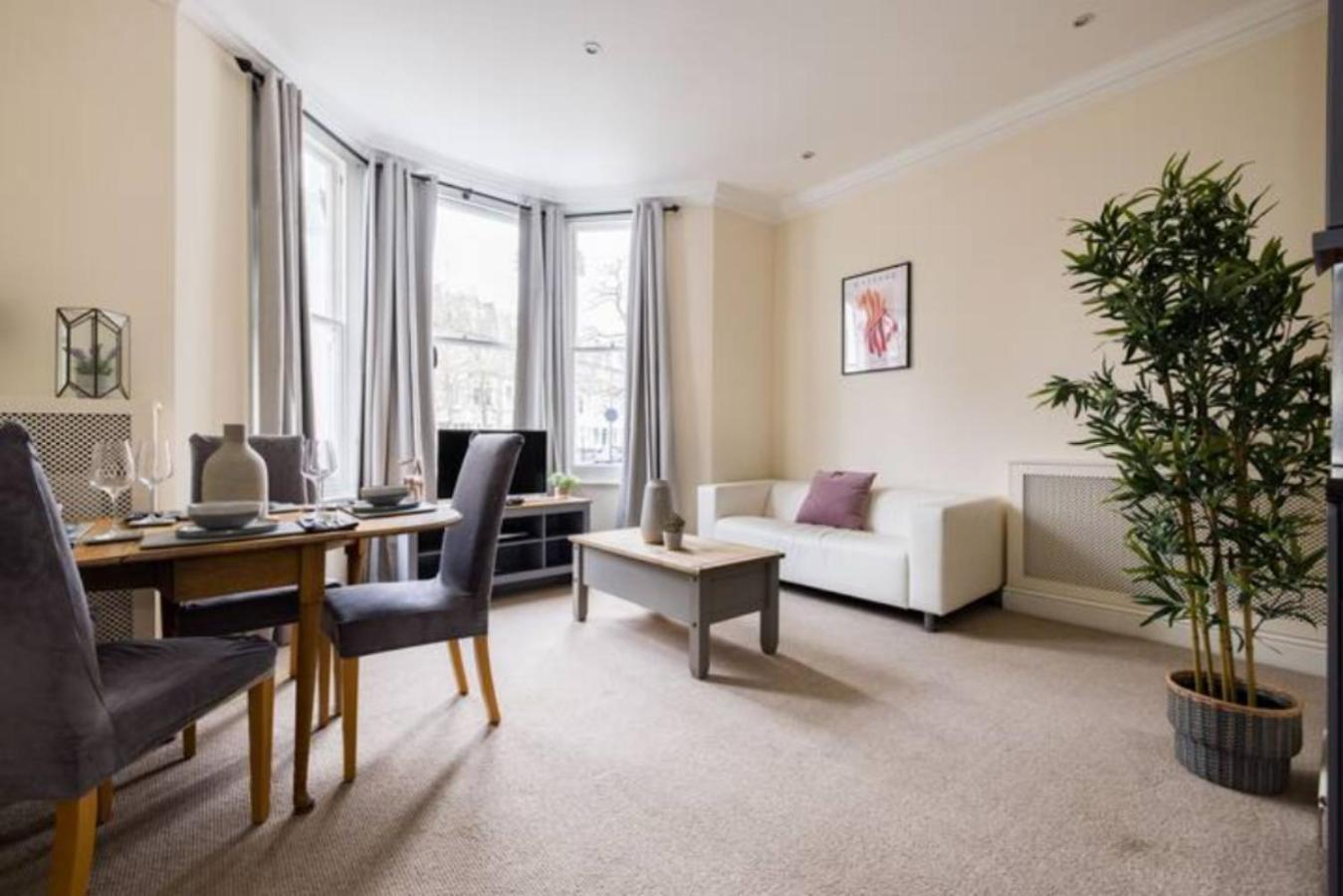The West Kensington Collection Apartment London Exterior photo