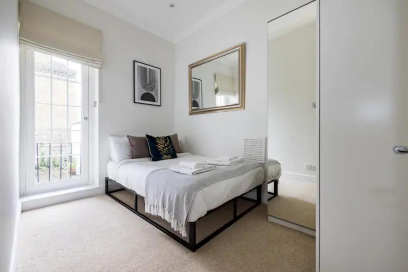 The West Kensington Collection Apartment London Exterior photo